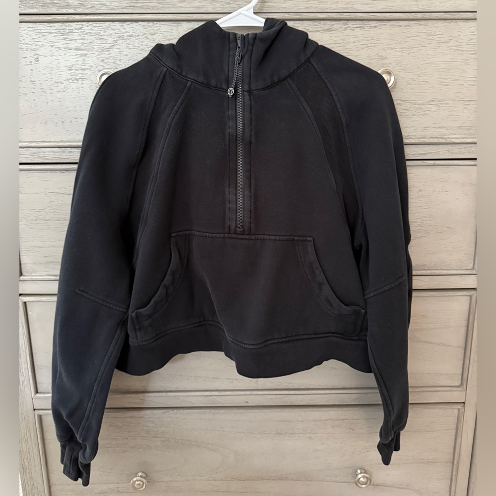 Lululemon Half Zip Scuba - Size M/L
